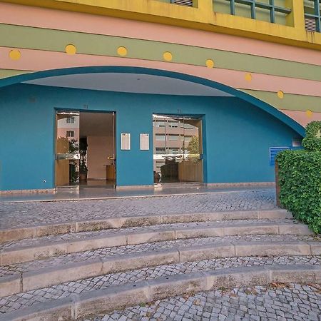 1-Minute Walk To The Metro And 2 To The Supermarket Lisboa Exterior foto